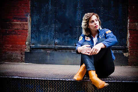 US Girls play River Rocks this week with Yuck, opening for The Kills at Warsaw ++ dates with Peaches & Ian Svenonius