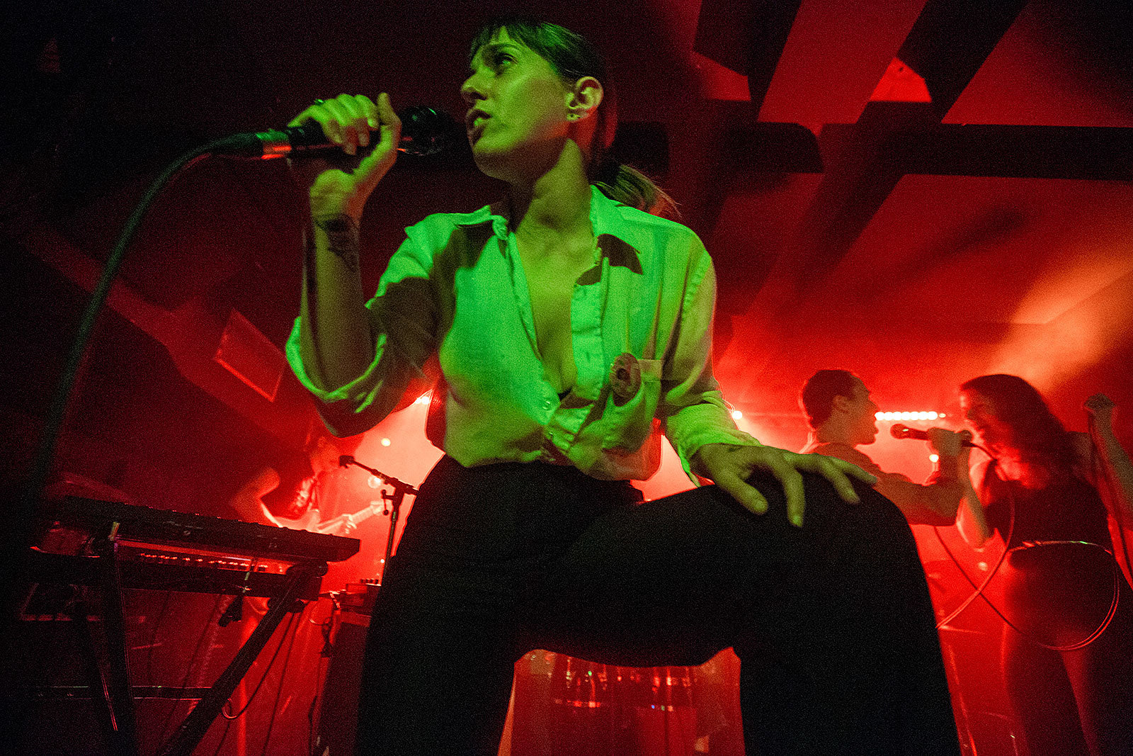U.S. Girls played 3 shows in 1 night @ Baby’s All Right (pics, setlist, video)