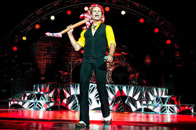 watch David Lee Roth react to a beer thrower in Camden (where Van Halen played Thursday — video & setlist)