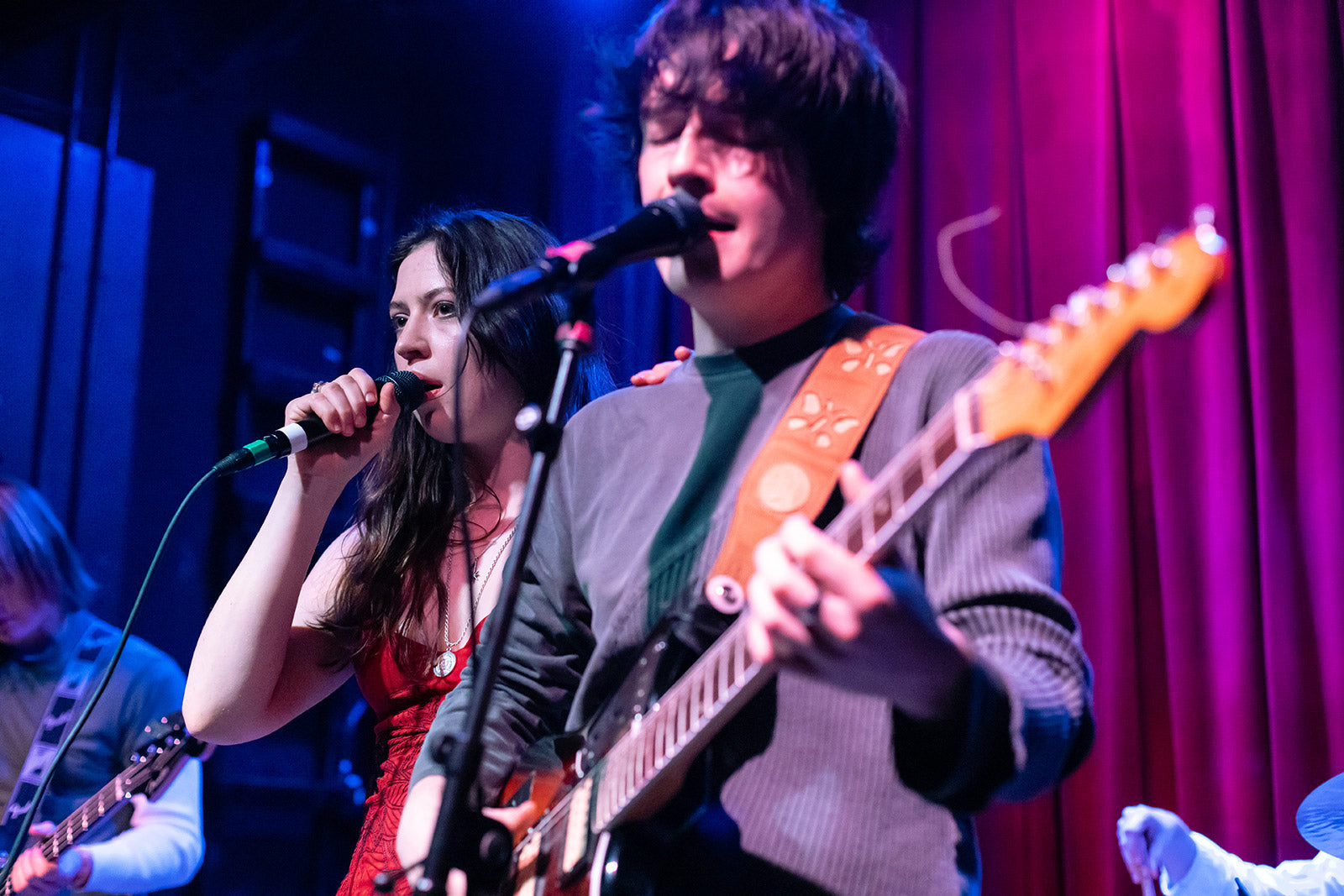 Witch Post played 1st NYC show at Union Pool (pics, video)