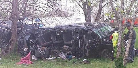 metal bands Wormreich & Khaotika involved in van crash; three killed, others injured