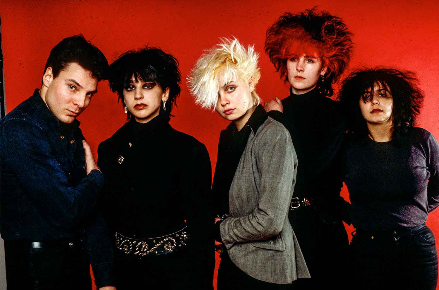 ’80s goth greats Xmal Deutschland announce ‘Gift: The 4AD Years’ box set
