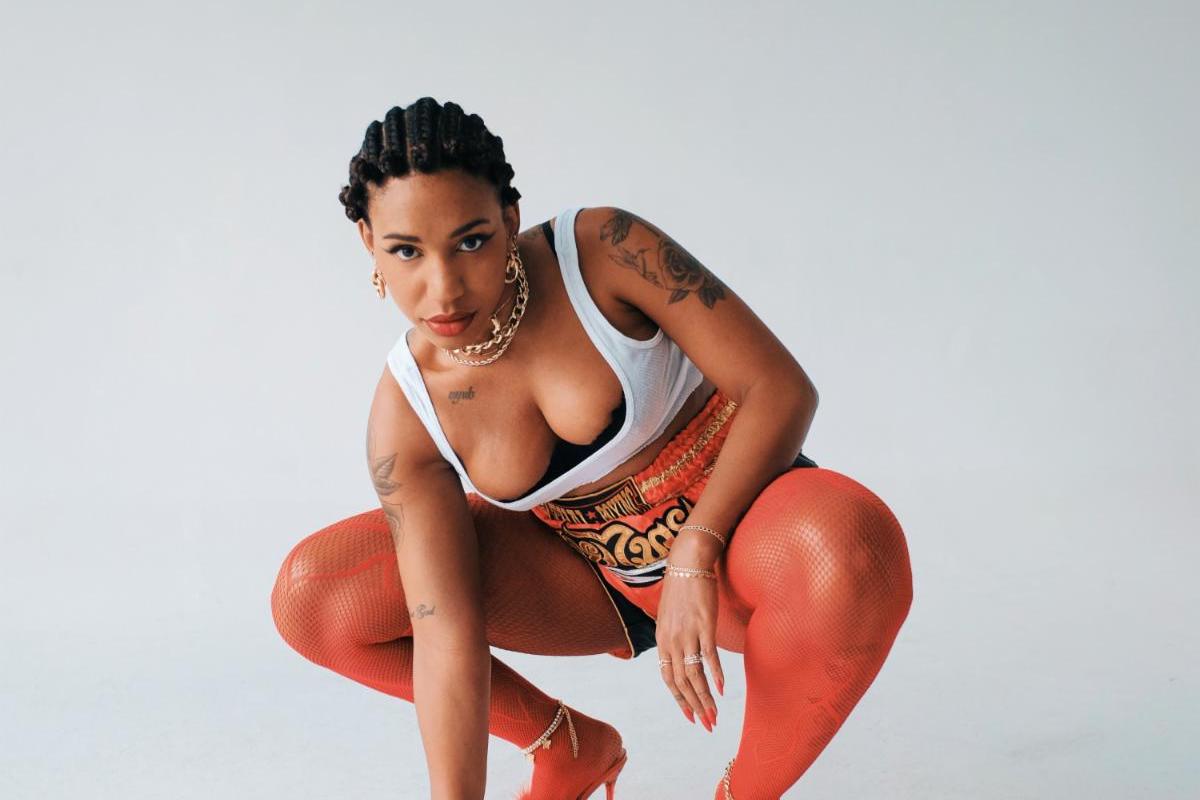 Yaya Bey announces new album ‘Ten Fold’ & live shows, shares “chasing the bus” video