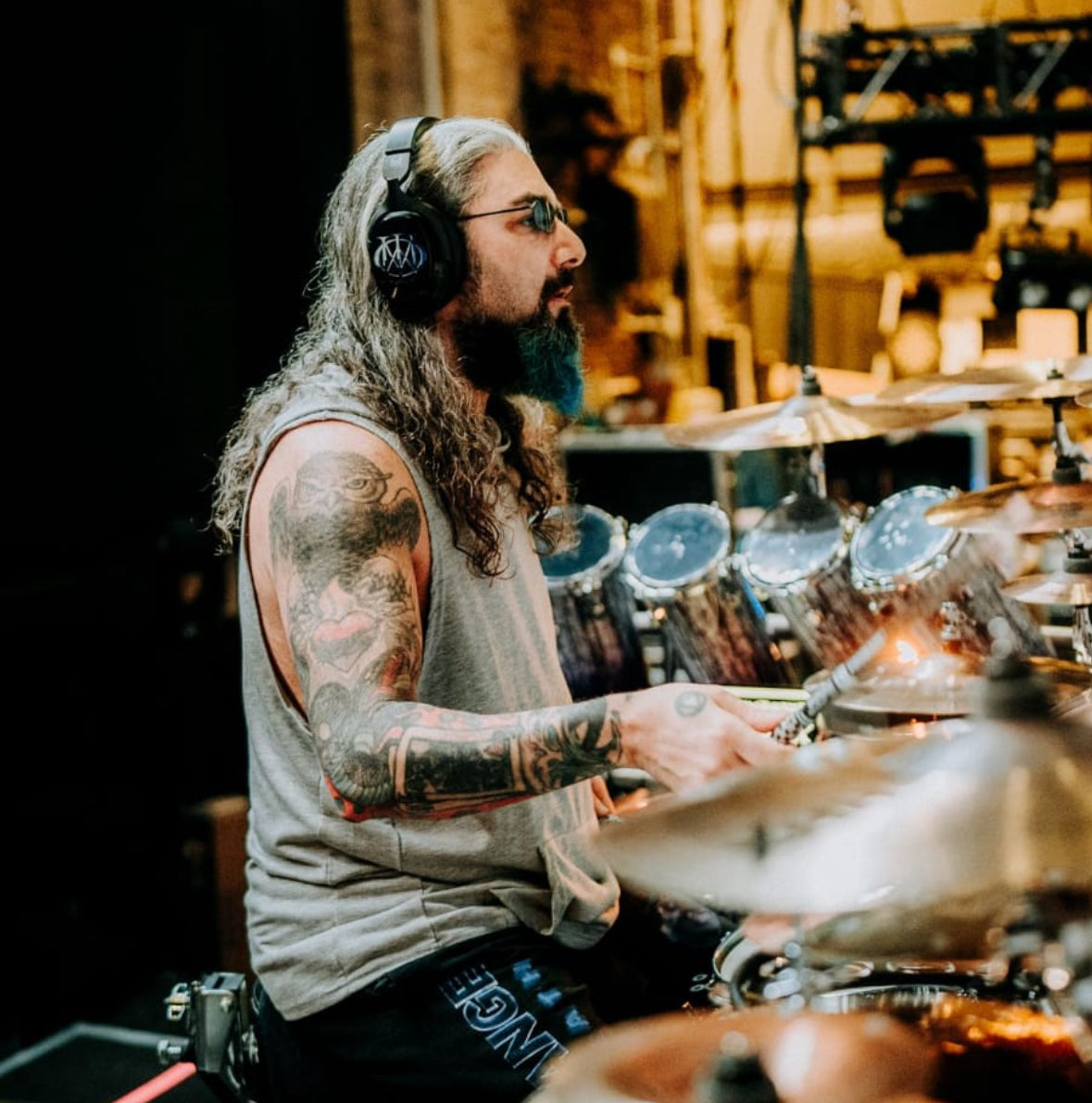 DREAM THEATER X HEAVYS