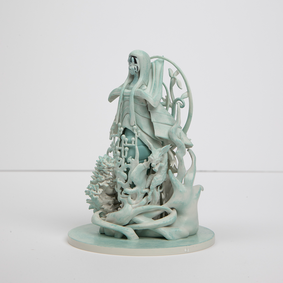 POPPY: ALTAR STATUE