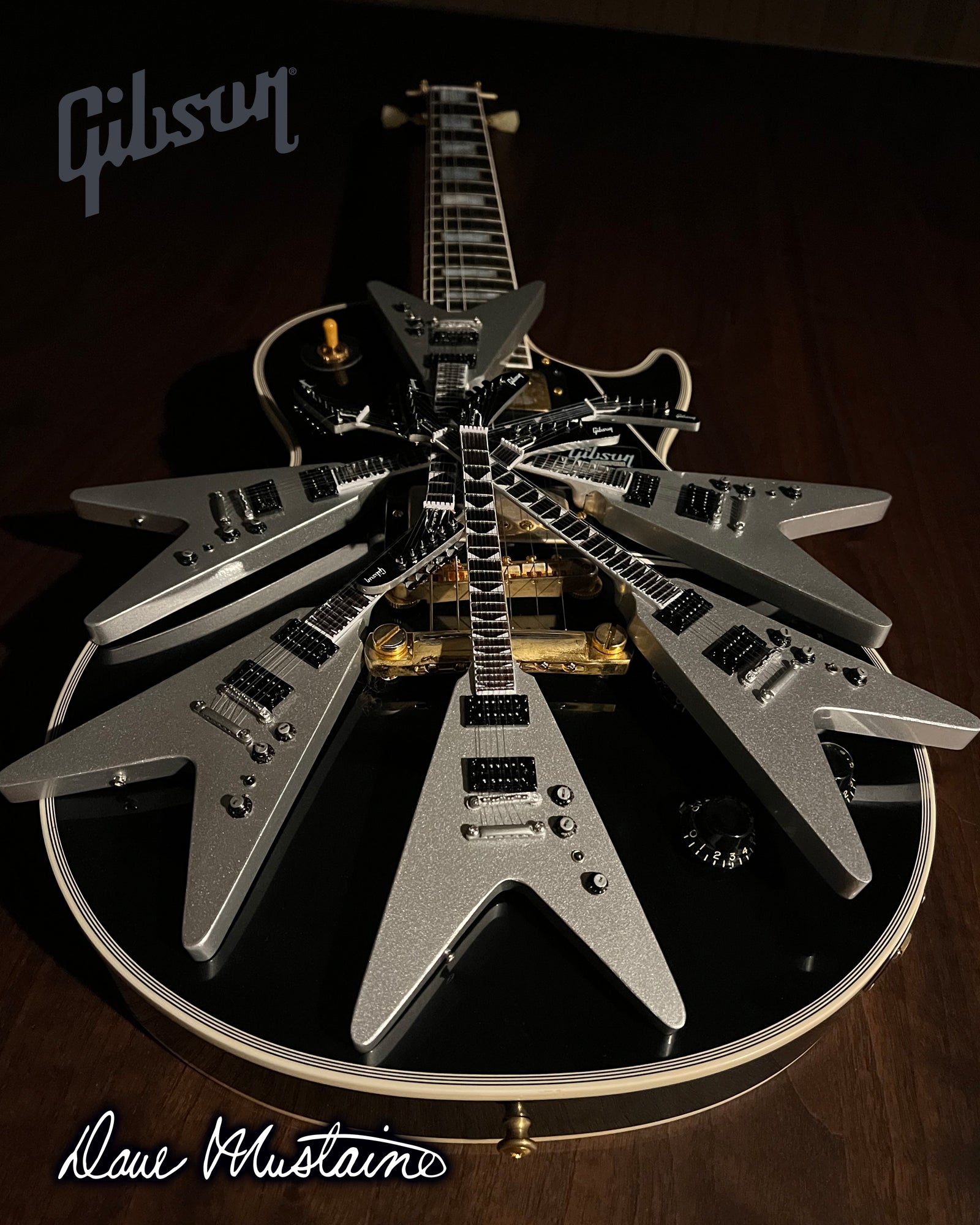 DAVE MUSTAINE SIGNATURE GIBSON FLYING V SET OF 2 MINI GUITAR COLLECTION - RUST IN PEACE & SILVER METALLIC