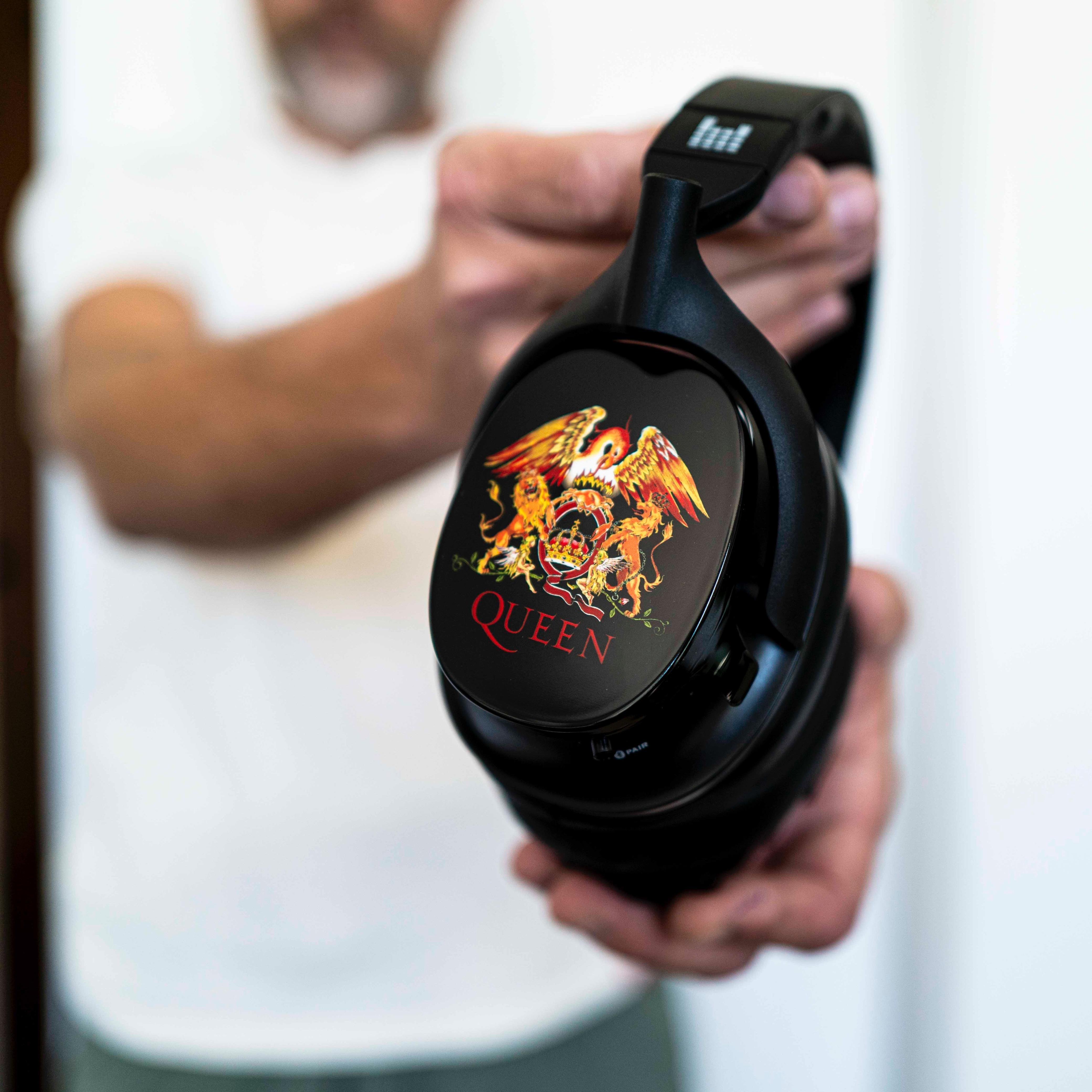OFFICIAL QUEEN HEADPHONES