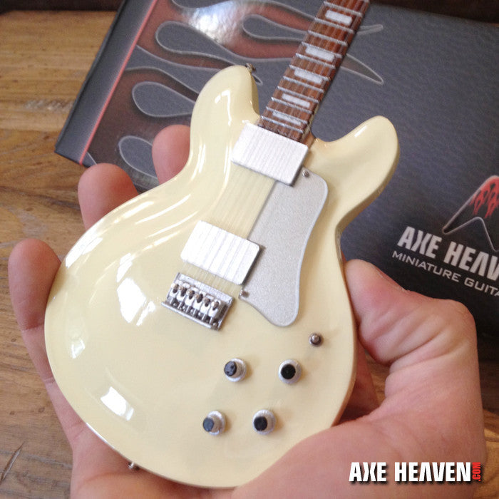 JERRY GARCIA™ TRAVIS BEAN TB1000A TRIBUTE MINI GUITAR REPLICA - OFFICI
