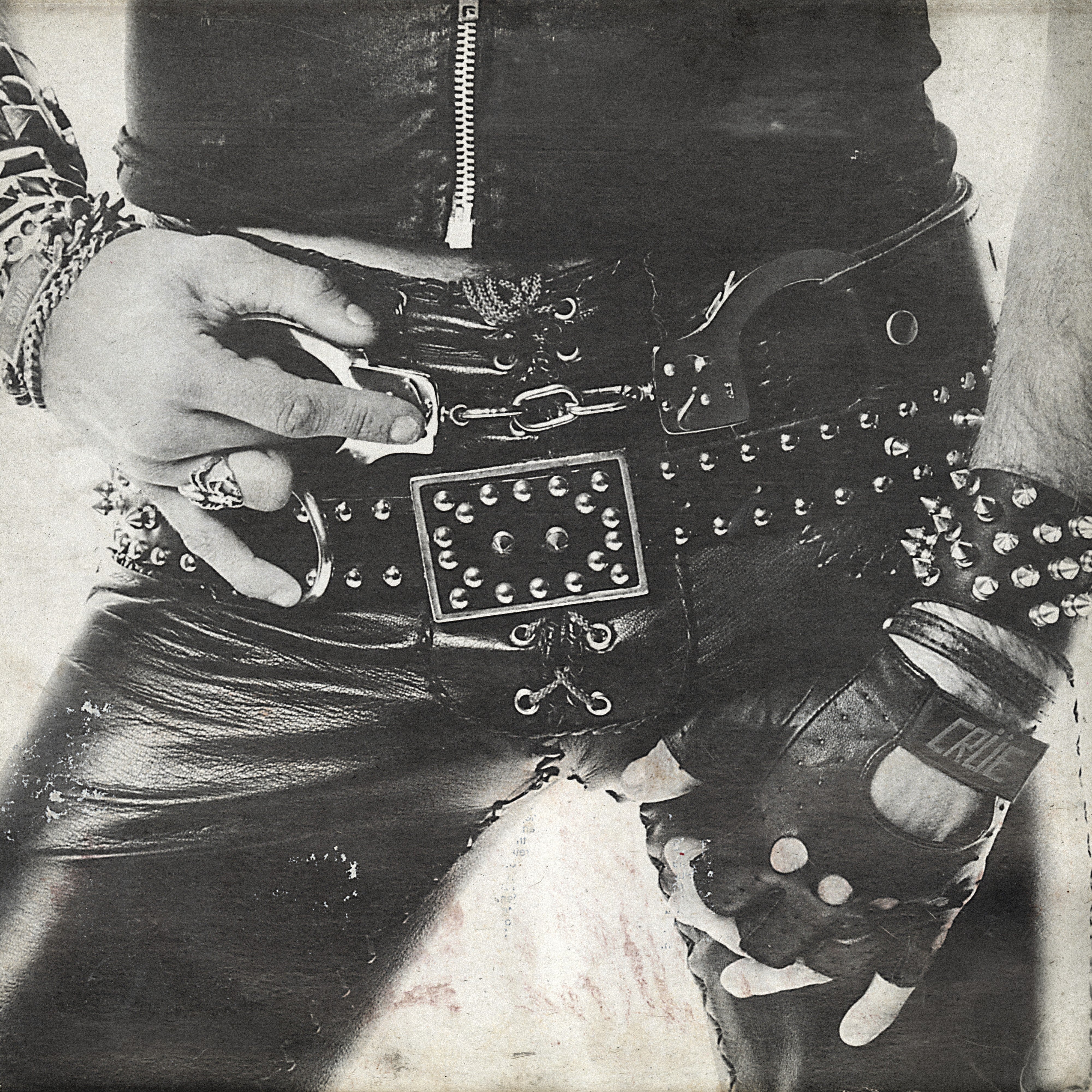 MOTLEY CRUE ‘TOO FAST FOR LOVE’ 45TH ANNIVERSARY DELUXE BOX SET