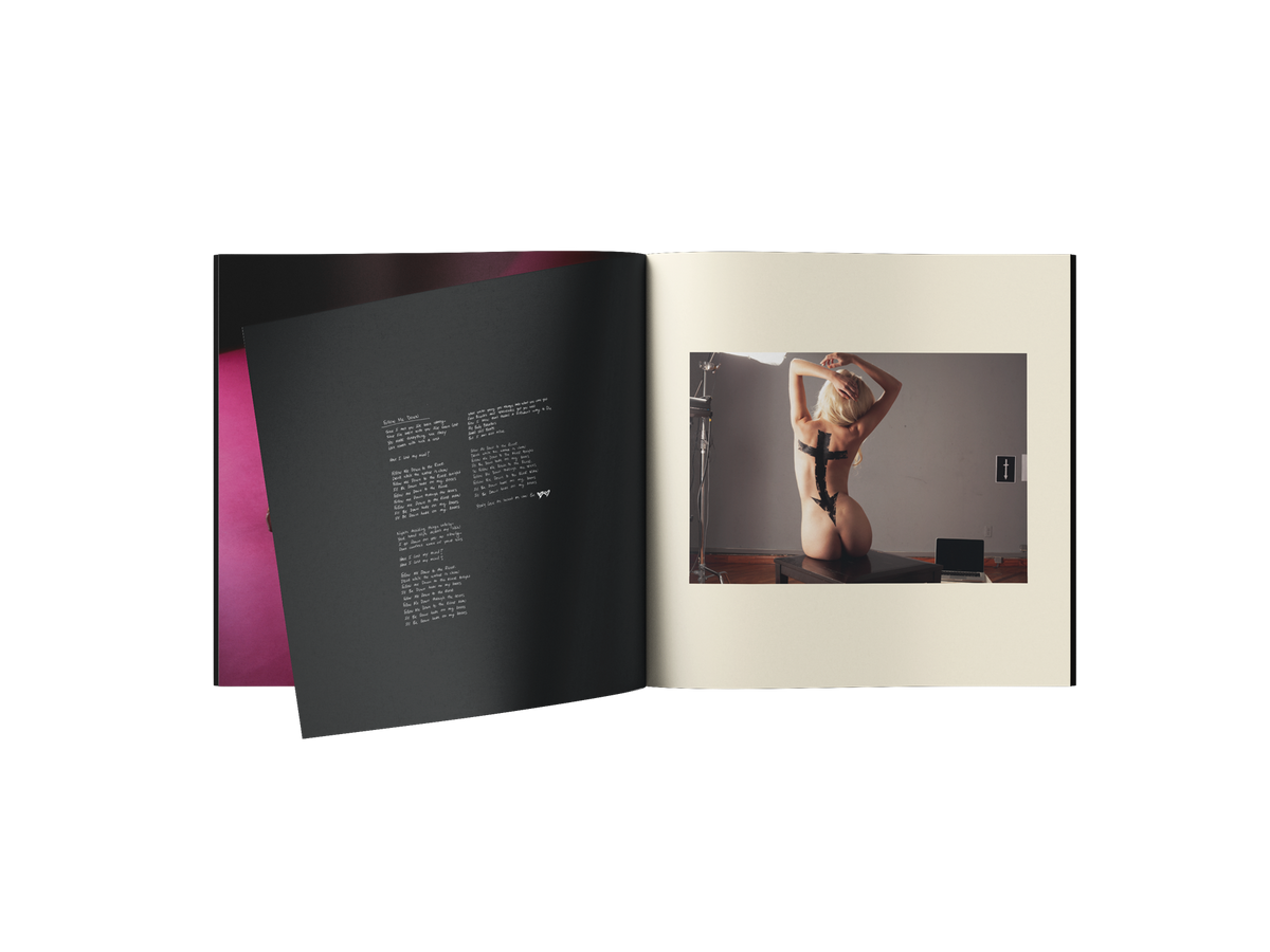 THE PRETTY RECKLESS 'GOING TO HELL' LP + BOOK (10th Anniversary, Beige Vinyl)