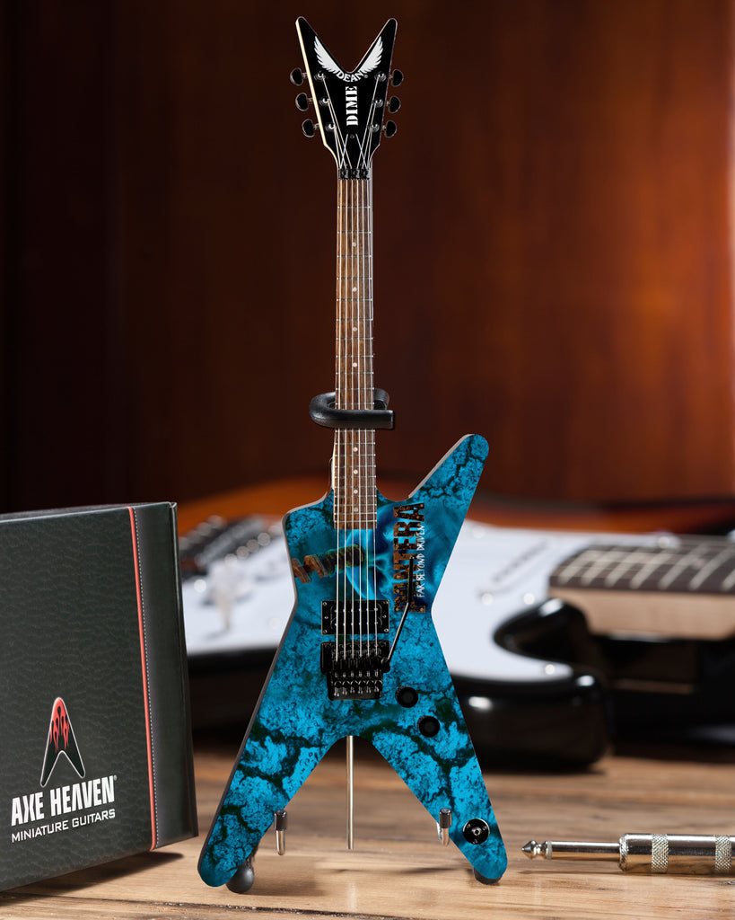 PANTERA - DEAN DIMEBAG - FAR BEYOND DRIVEN MINI GUITAR