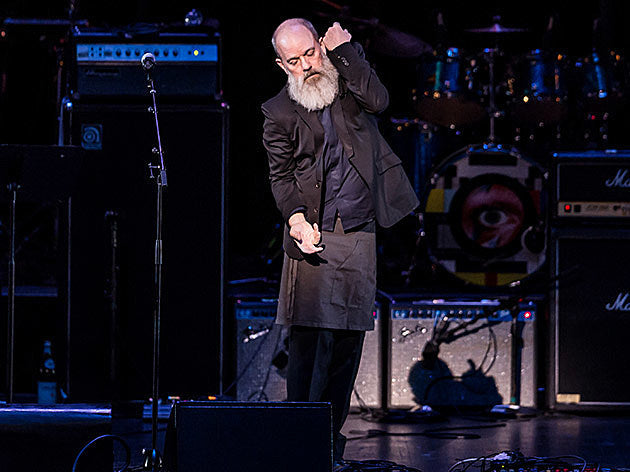 watch the 4 times Michael Stipe covered Bowie recently