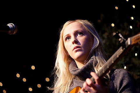Laura Marling releasing ‘Short Movie,’ playing NYC with Villagers after SXSW (dates, videos)