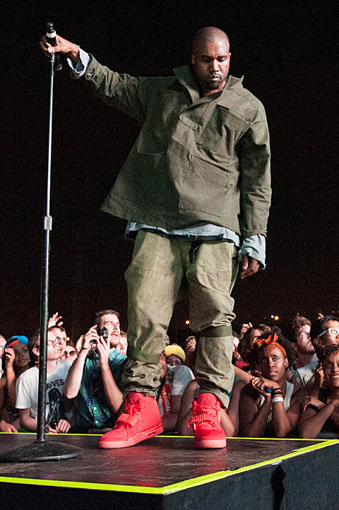 What’s going on Thursday? (Kanye’s Yeezy Season 3, Blonde Redhead, Whores, Pop. 1280, Father, Todd Barry & more)
