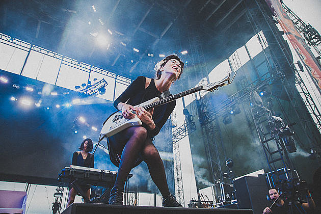 Sasquatch 2015 day 3 in pics: St. Vincent, Robert Plant, Lana Del Rey, Ex Hex, Jenny Lewis, Temples, Jose Gonzalez, more