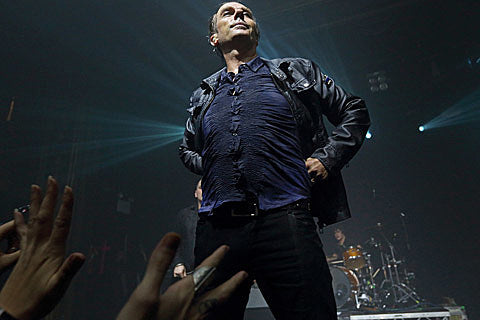 Peter Murphy starring in new horror movie w/ Skinny Puppy’s Nivek Ogre, going on semi-acoustic tour w/ 2 NYC dates