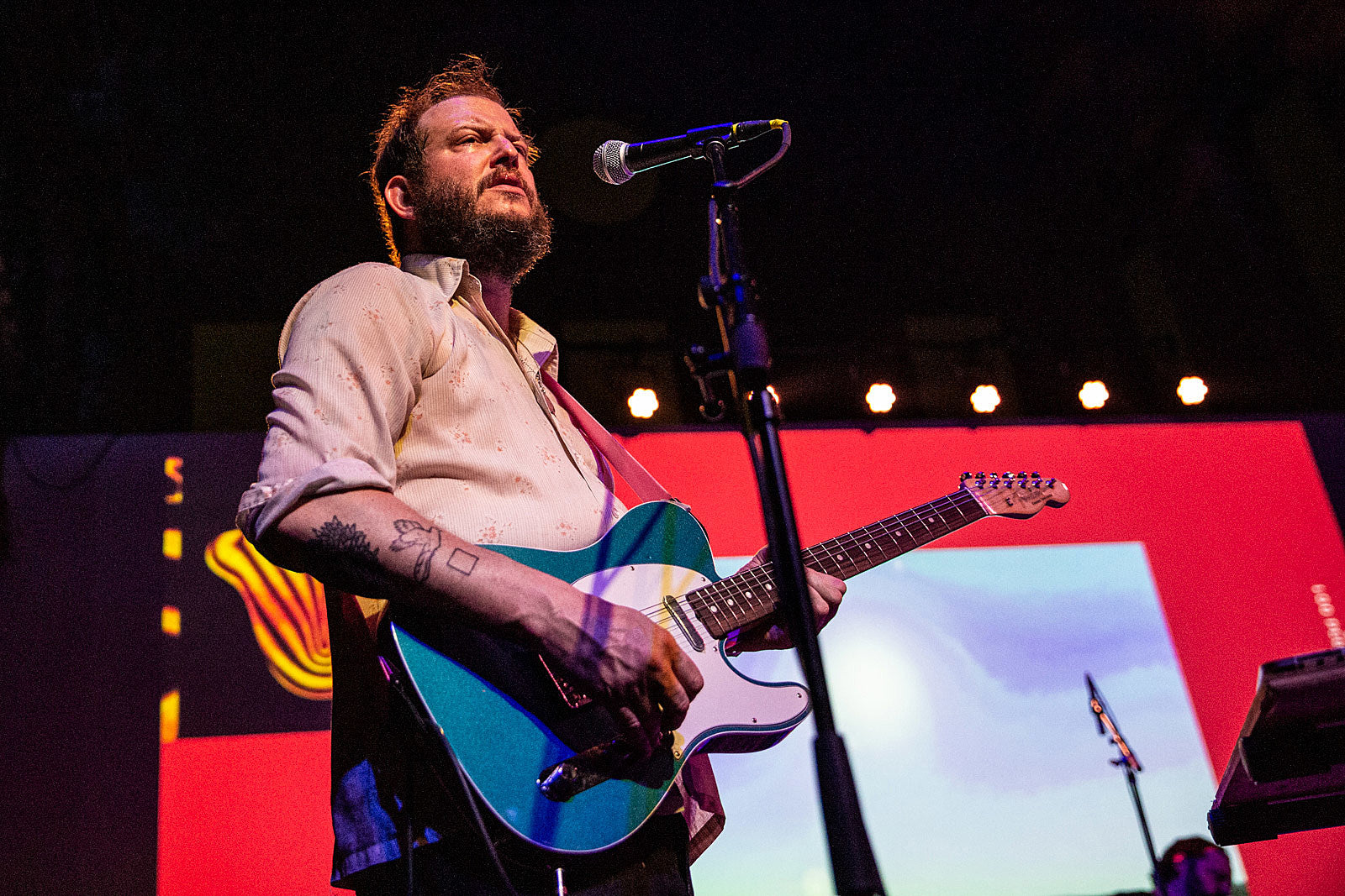 Bon Iver debut two new songs, share new website (album teaser?)