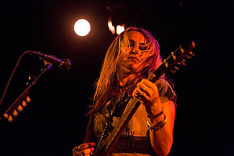 Veruca Salt release another new song, “Empty Bottle” (listen)