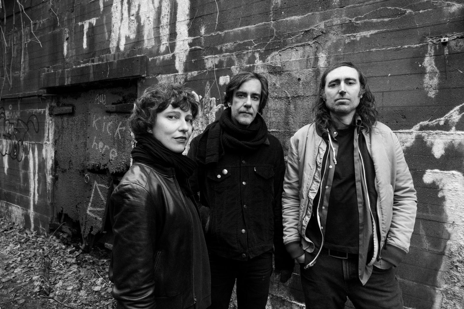A Place to Bury Strangers announce 2025 tour with The Serfs & The Mall, NYC Rocks Off boat show included
