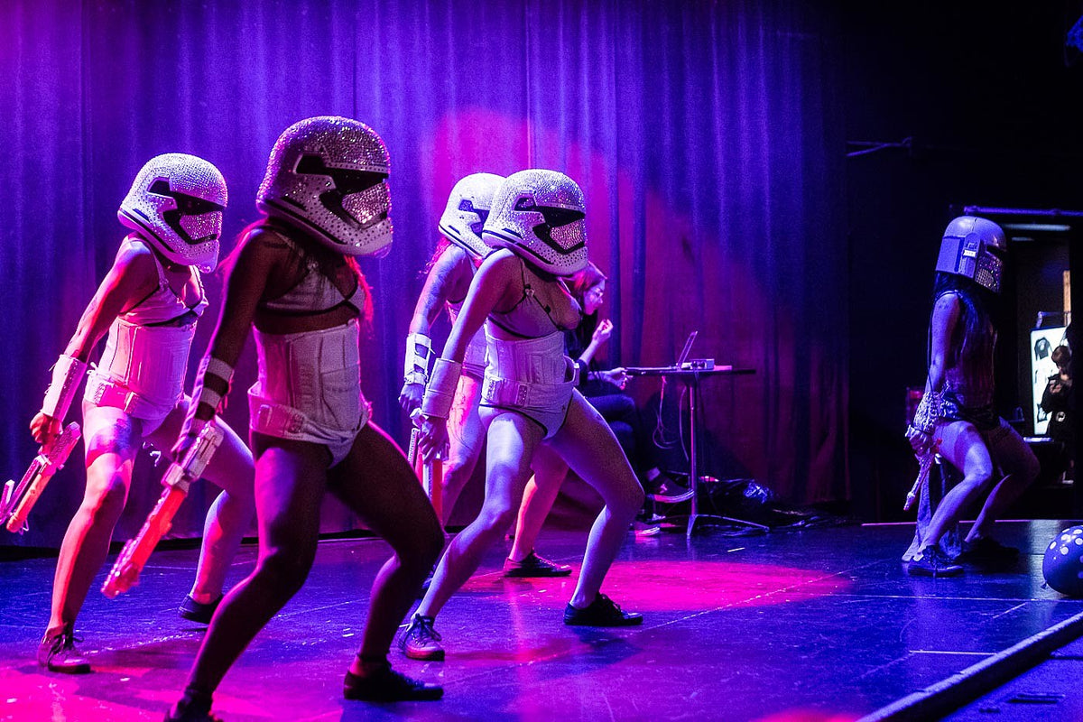 Suicide Girls’ Blackheart Burlesque paid tribute to ‘Star Wars’ & more at LPR (pics)