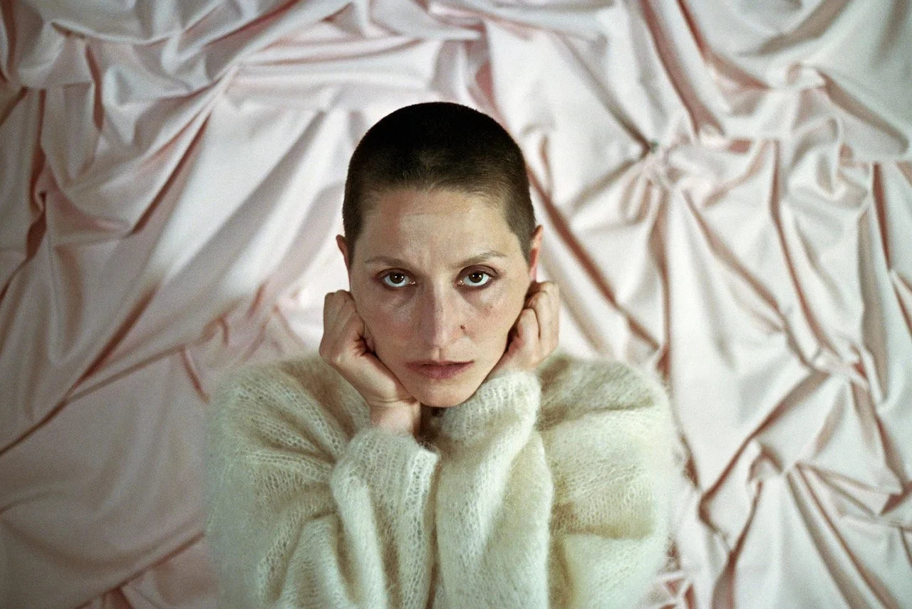 Cate Le Bon talks heartache, ‘Michelangelo Dying,’ producing Wilco, dogs & more