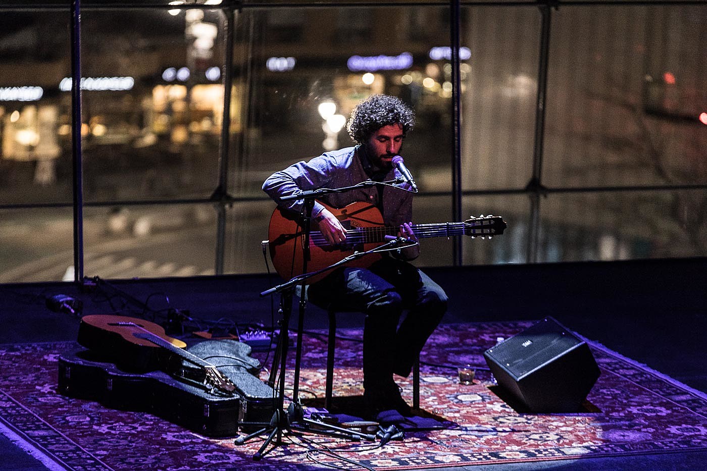 Jose Gonzalez played Lincoln Center’s American Songbook Series (pics)
