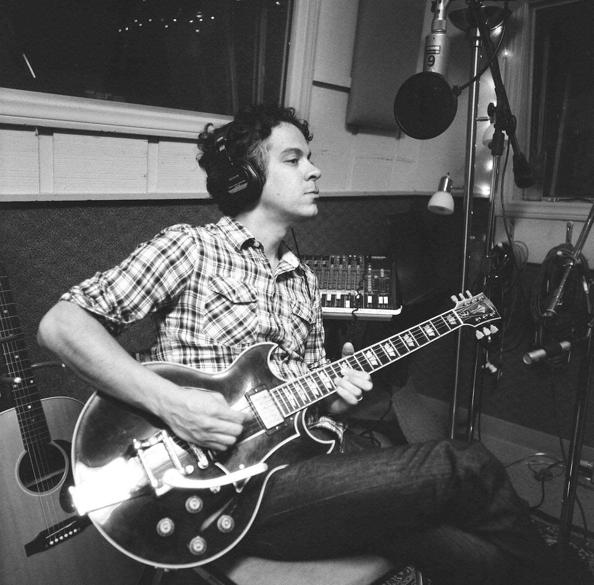 M. Ward preps best-of comp, plots fall tour including Cafe Carlyle residency