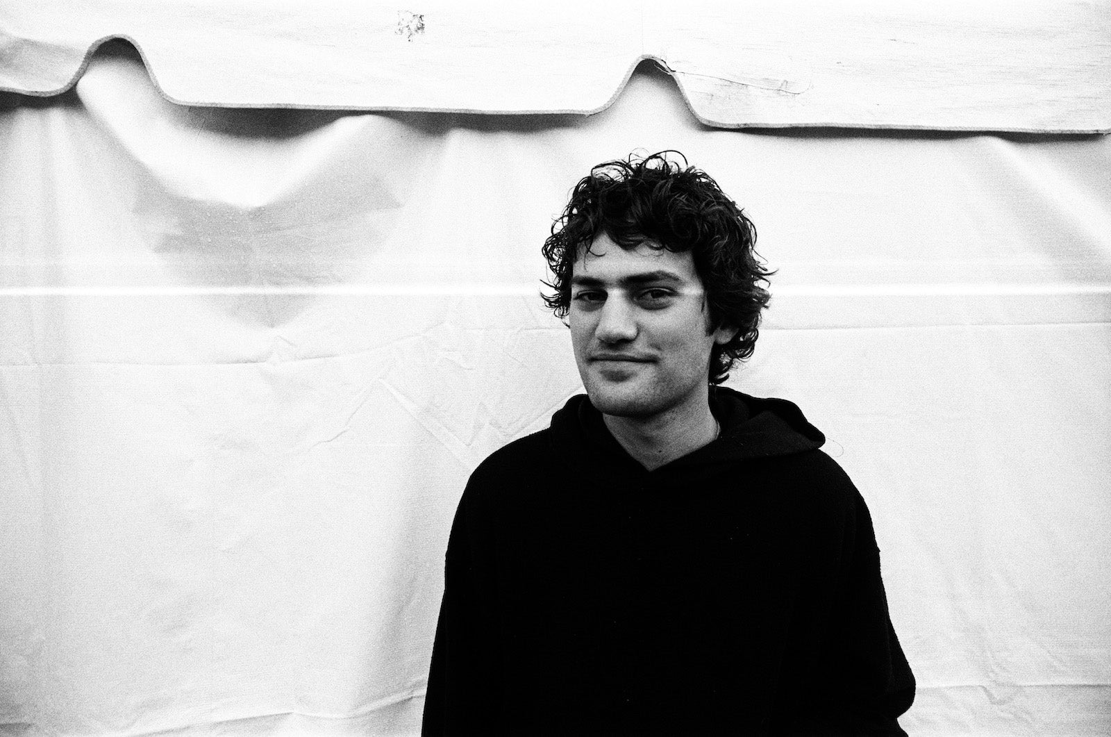 MJ Lenderman shares “Wristwatch,” announces 2025 tour, NYC shows w/ This Is Lorelei & Nap Eyes