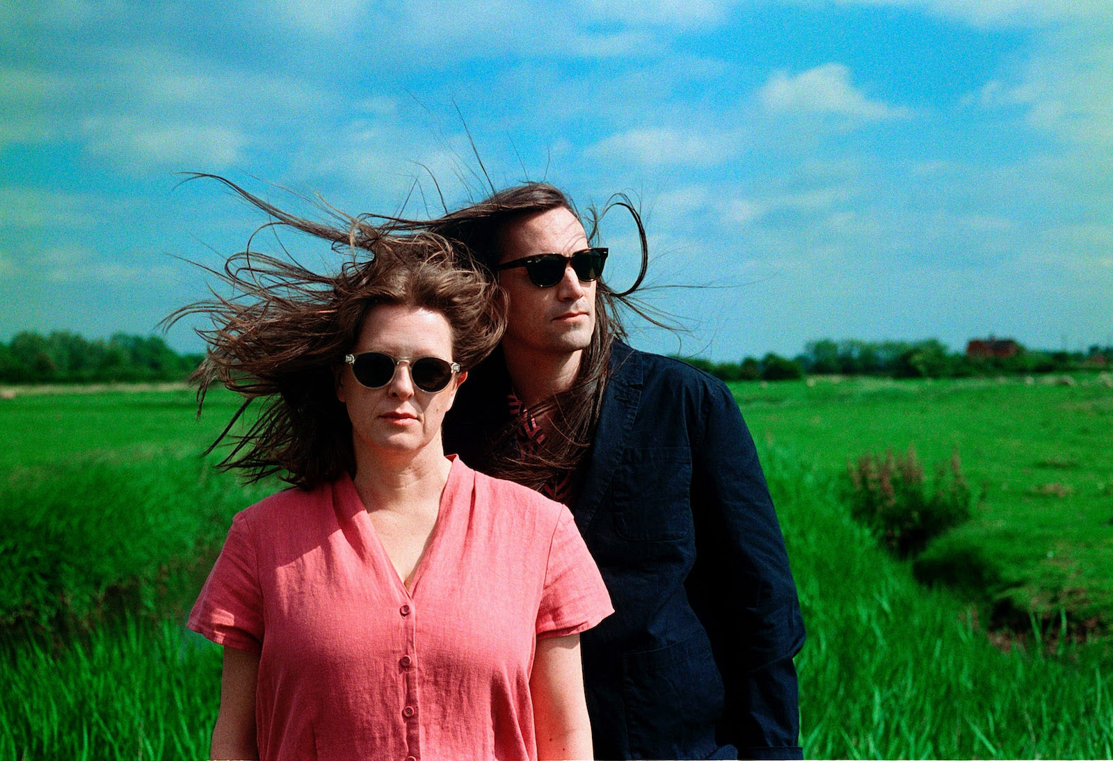 MEMORIALS (Electrelane / Wire) announce debut album, share “Cut It Like a Diamond”