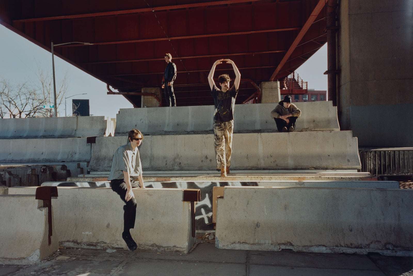 Model/Actriz share “Doves” from new LP & announce fall headline dates ++ free NYC show this week