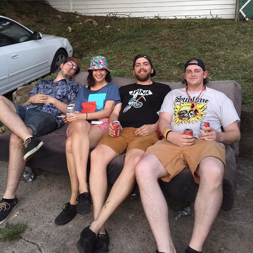Nervous Dater streaming ‘A Hundred Beers’ EP, playing shows
