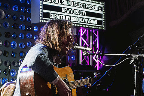 Ryley Walker shares “Sweet Satisfaction”; Phosphoresent released live album recorded at Brooklyn’s ‘Music Hall’