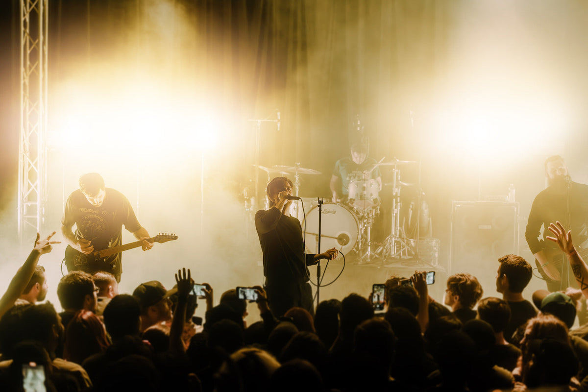 Hear Saosin cover Sunny Day Real Estate (with Anthony) & Blindside (with Cove)