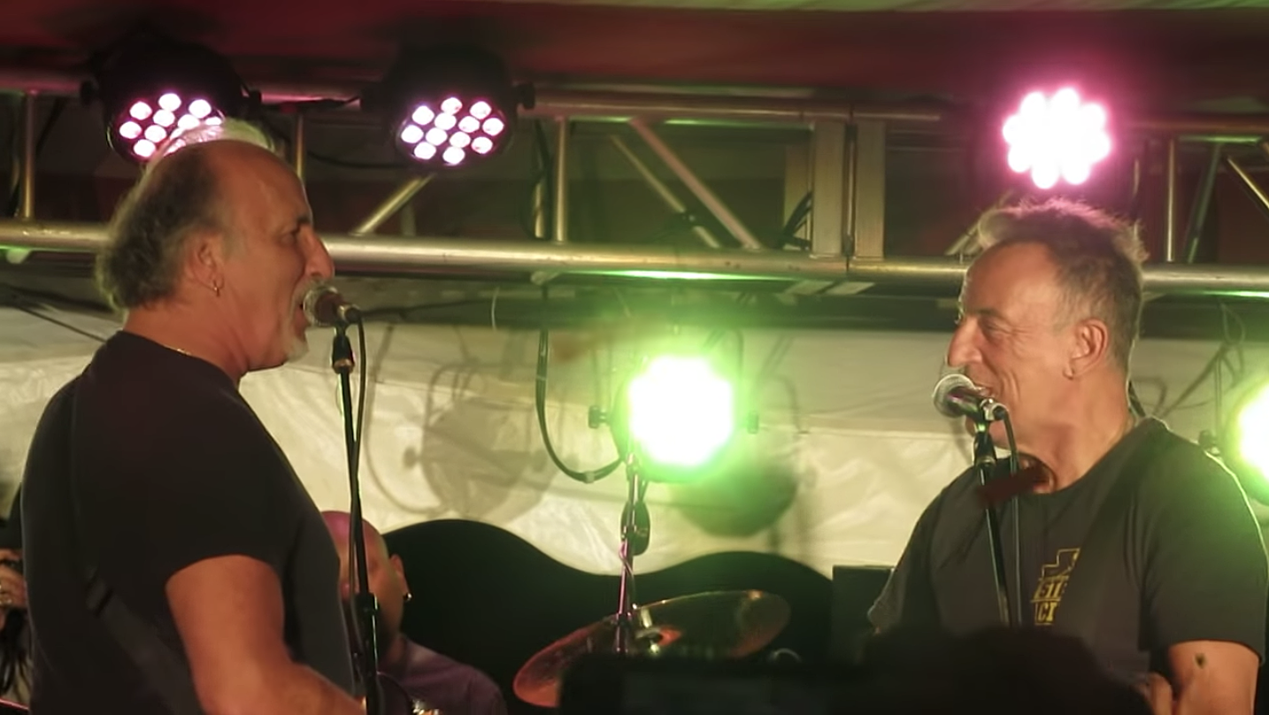 Bruce Springsteen played the “His Hometown” NJ exhibit opening (watch)