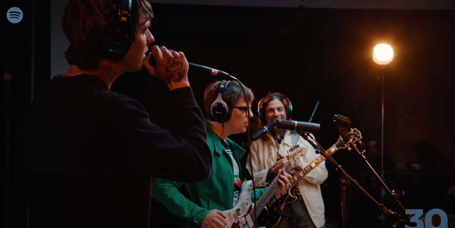 Watch Weezer perform & talk ‘Blue Album’ with Joyce Manor’s Barry Johnson