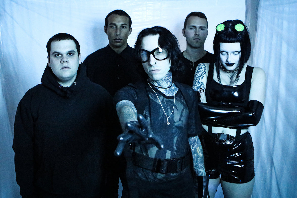 Wristmeetrazor announce new album ‘Degeneration,’ share “Trepanation”