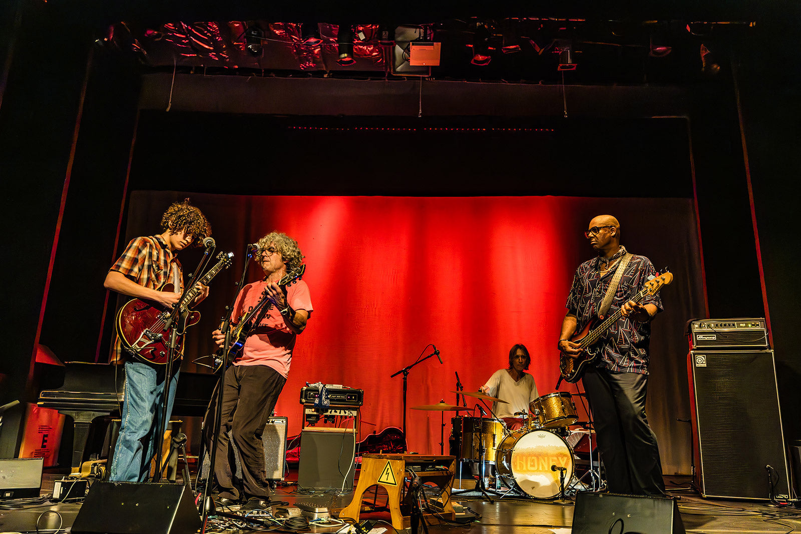Acetone played 3 nights at Brooklyn Music School (night 2 pics, setlists)