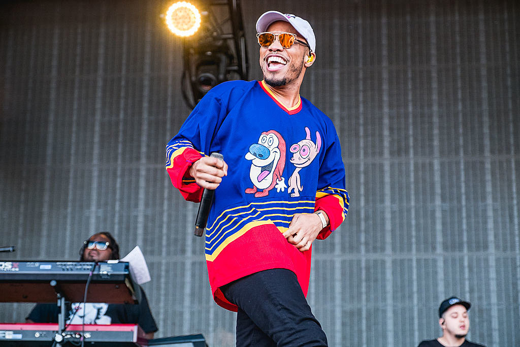 Anderson .Paak & tUnE-yArDs soundtrack new Google Pixel Phone commercials