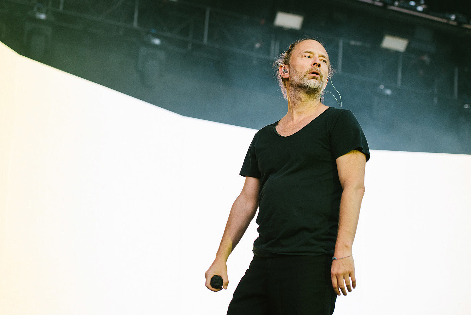 Thom Yorke opening for Massive Attack with rare solo acoustic set