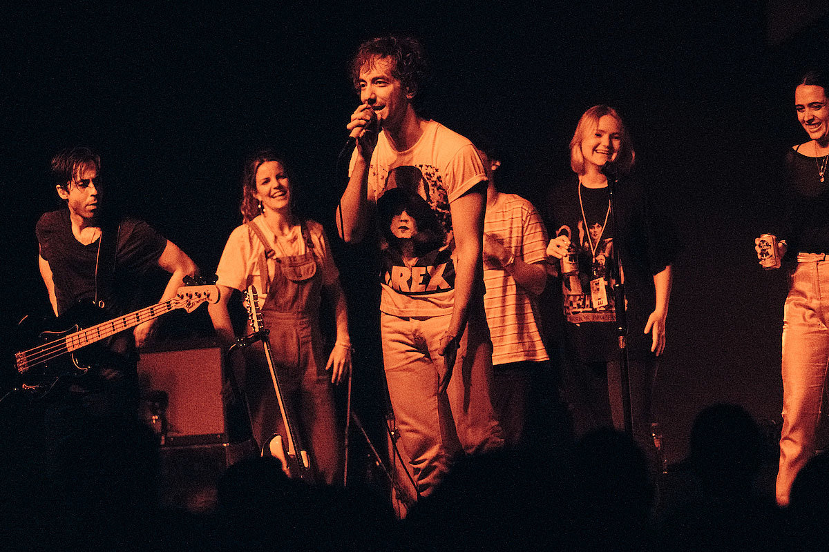 Albert Hammond Jr played Brooklyn Steel, brought out Hinds (pics, setlist)