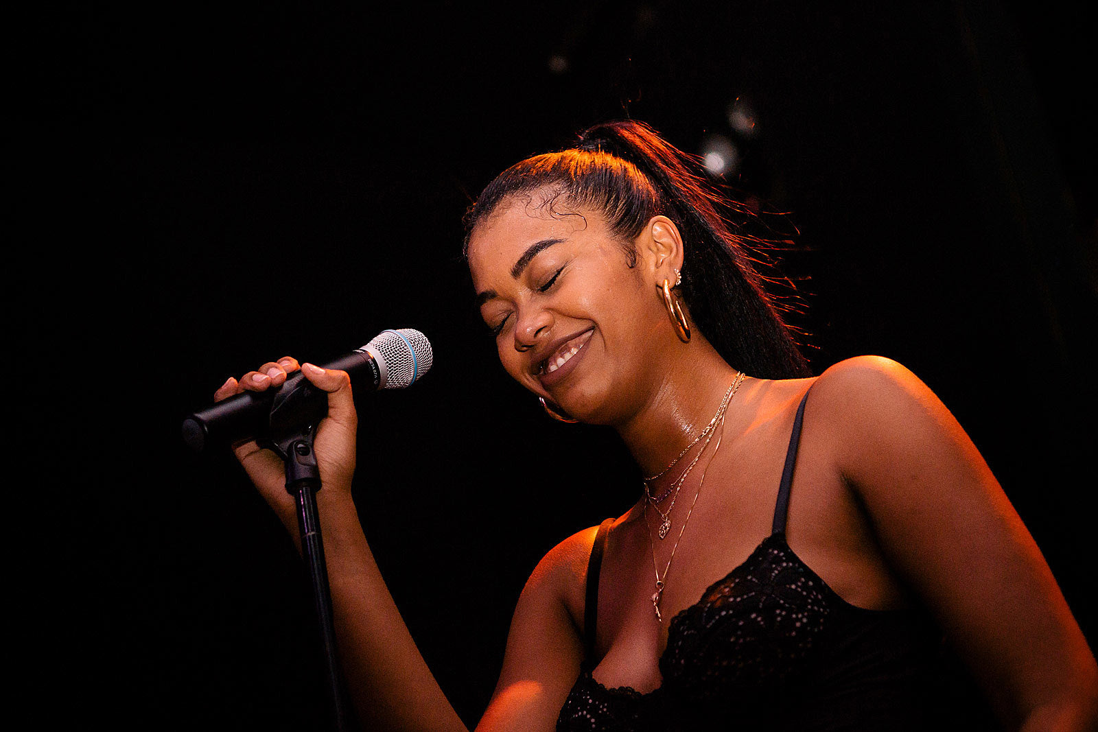 Jessie Ware touring, playing UK with Amber Mark, who played NYC (pics)