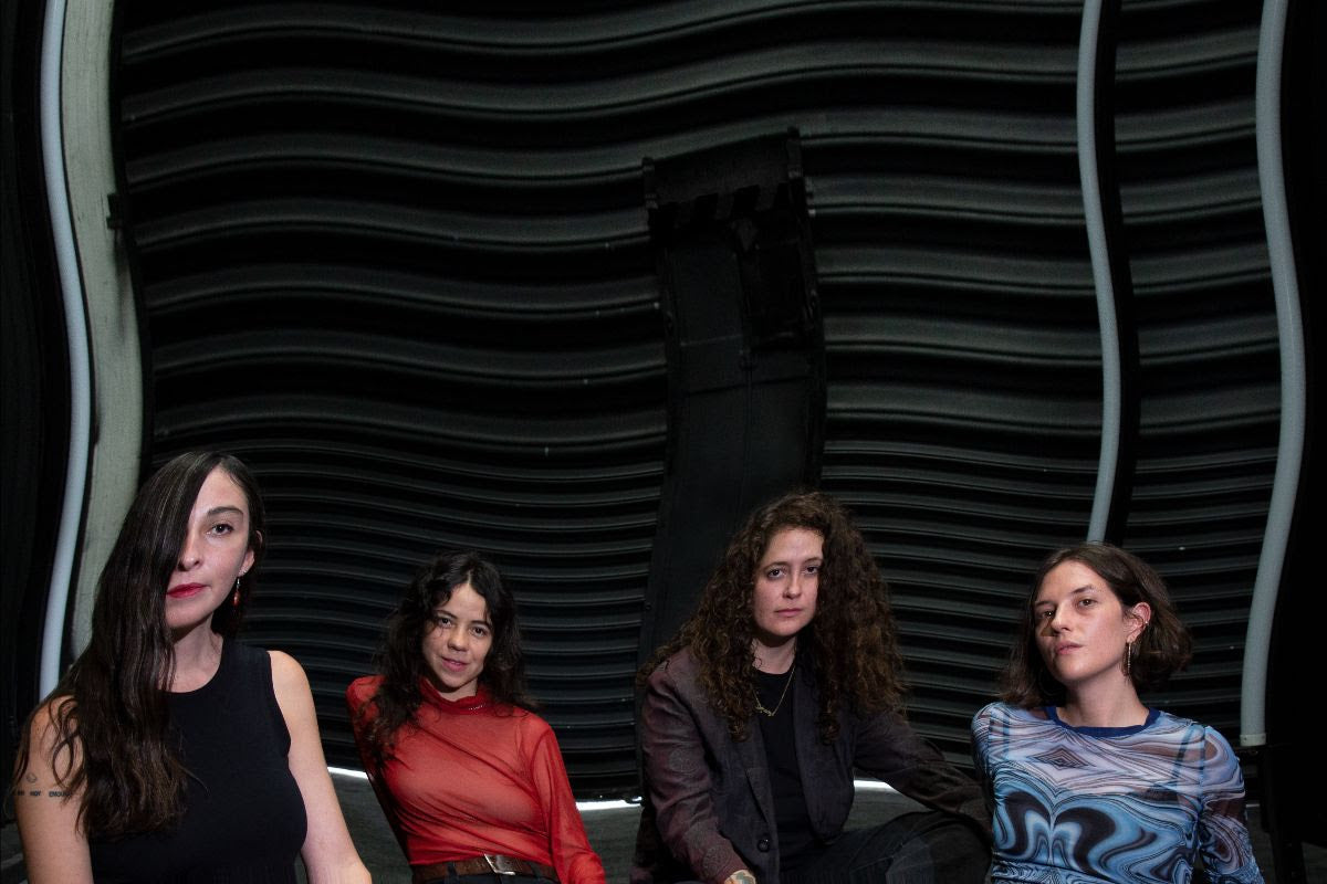 Amor Muere (ft. Mabe Fratti) announce debut album, share “Love Dies”