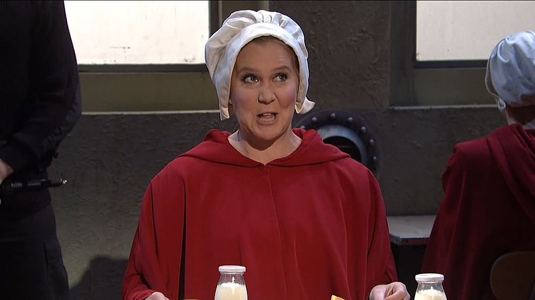 Amy Schumer playing Comedy Cellar tonight (where she & Aziz did surprise sets Monday)