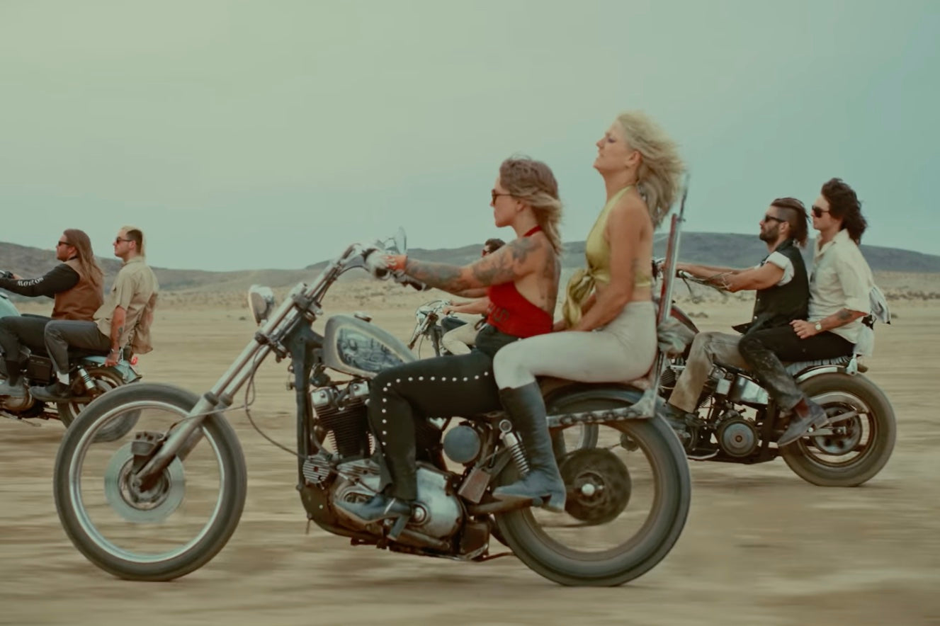 Amyl and The Sniffers share “Big Dreams” from upcoming album (watch the video)