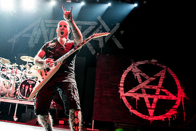 Anthrax’s Charlie Benante defends Phil Anselmo; Scott Ian clarifies that he needs to prove himself, but can be forgiven