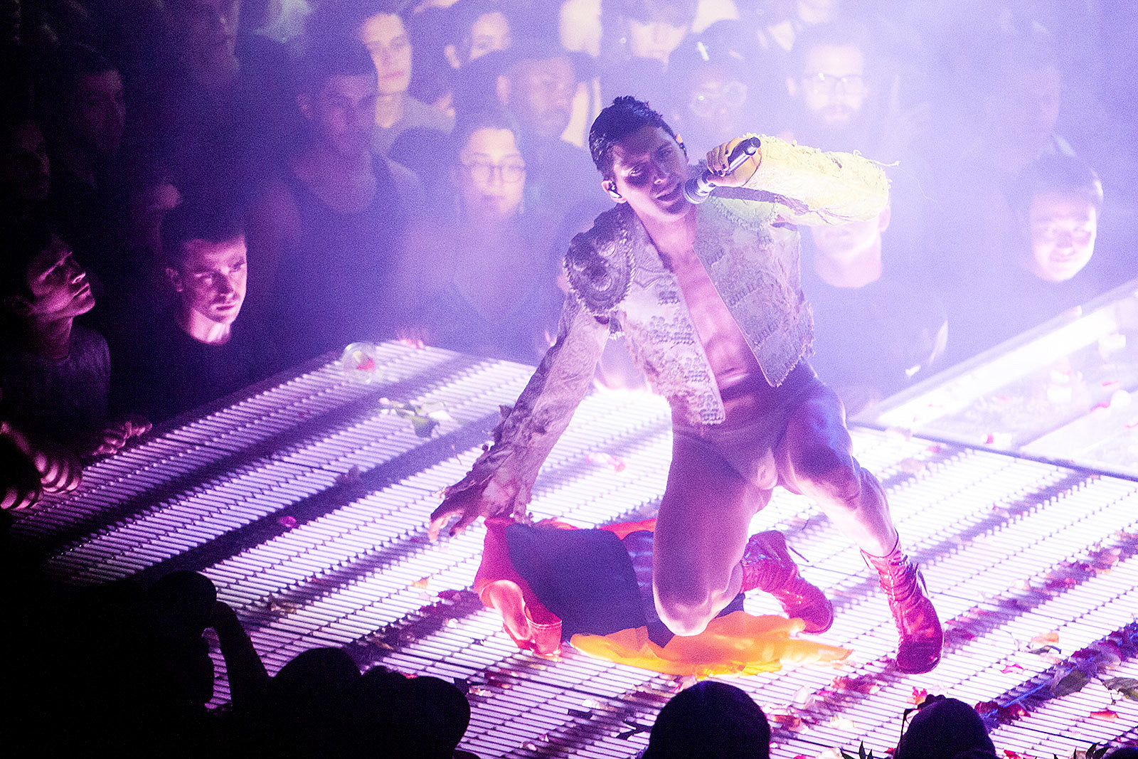 Arca & Jesse Kanda played Brooklyn Steel (pics & videos — some NSFW)