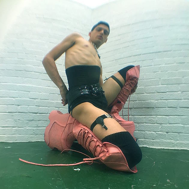 listen to new Arca track, “Urchin”