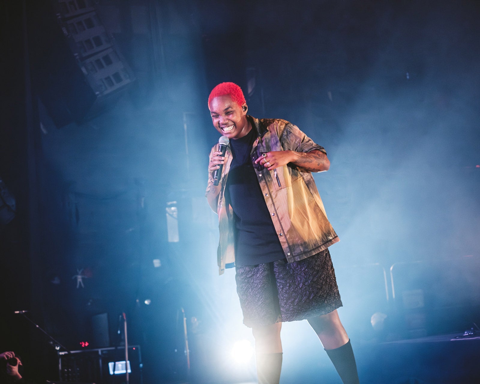 Arlo Parks wrapped up tour with 2 NYC shows (Brooklyn Steel pics, video, setlist)