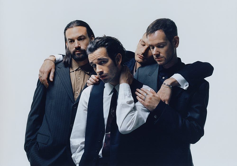 The 1975 share video for new song “I’m In Love With You” (with a Phoebe Bridgers cameo)