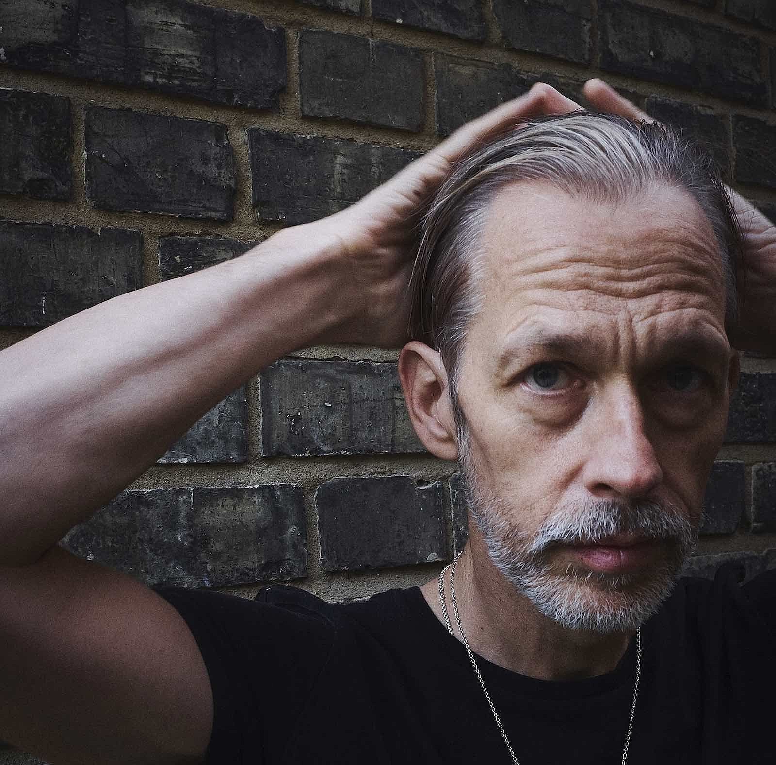 Andy Bell talks new album ‘Flicker,’ Ride reissues, “World of Echo” video and more in BV Q&A